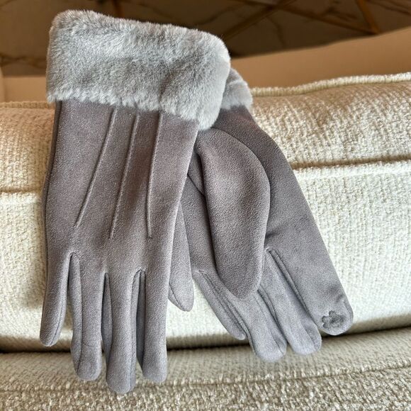 Tech gloves - Picture 1 of 5